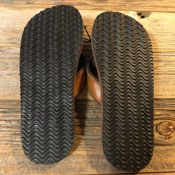 🍺🌞😎 Genuine Leather Sandals with Bottle Openers - Picture 5 of 6